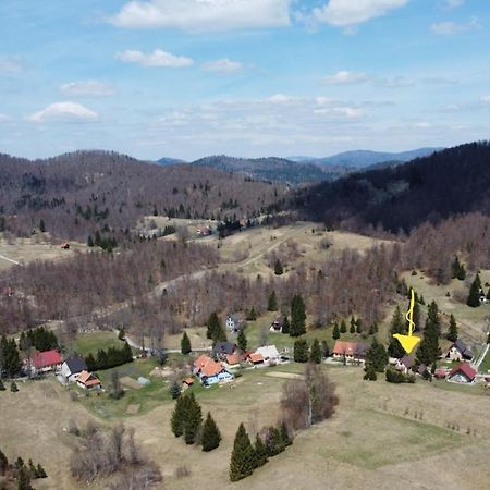 Karolina Apartamento Fužine Exterior foto